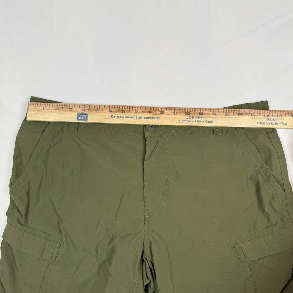 REI Co-op Mens 38 Relaxed Cargo Shorts Olive Green Hiking Outdoor Utility